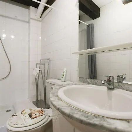 T2 View On #placeplumereau #tours Apartment